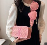 画像12: Love Rabbit Embroidered Monogram shoulder pochette bag　男女兼用ラブラビット刺繍モノグラムコバック付き ショルダーポシェットバッグ斜め掛けバッグ (12)