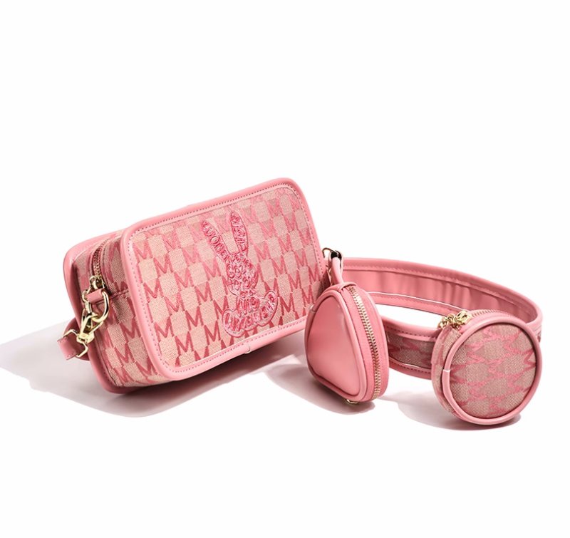 画像6: Love Rabbit Embroidered Monogram shoulder pochette bag 男女兼用ラブラビット刺繍モノグラムコバック付き ショルダーポシェットバッグ斜め掛けバッグ (6)