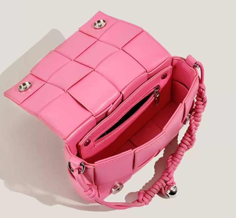 画像9: leather braided mesh mini cassette shoulder pochette bag 男女兼用 レザー編み込みメッシュ ミニカセットショルダーポシェットバッグ斜め掛けバッグ (9)