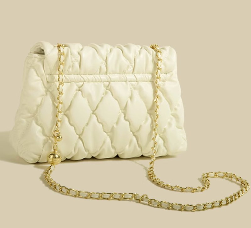 画像9: QUILTED LEATHER DOWN CHAIN TOTE SHOULDER BAG 男女兼用 キルティングレザーダウンチェーントートショルダー斜め掛けバッグ (9)