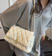 画像7: QUILTED LEATHER DOWN CHAIN TOTE SHOULDER BAG　男女兼用 キルティングレザーダウンチェーントートショルダー斜め掛けバッグ (7)