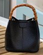 画像6:  Bamboo Handle Bucket Leather Tote Shoulder Handbag 　バンブーハンドルバケットレザートートショルダーバッグ (6)