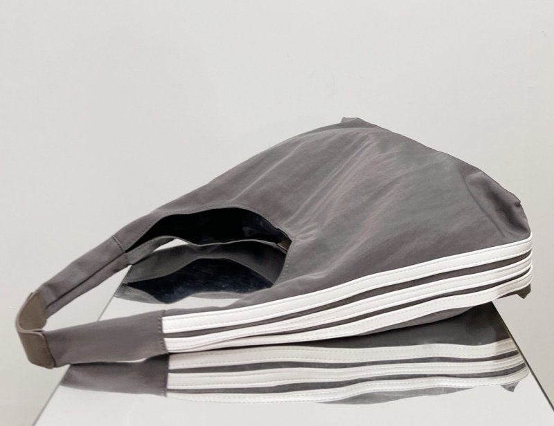 画像12: 3 line Nilong cloth shoulder tote shoulder eco bag Handbag  3本ラインナイロンクロストートショルダーエコバッグ (12)