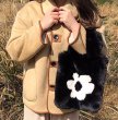 画像7: flower fur tote bag  Shopping Bag Handbag 　フラワーファーモコモコトートバッグアンダーアームバッグ (7)