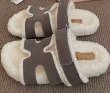 画像12: fashionable soft-soled H slippers plush slippers Sandals 　ファーモコモコHベルトサンダルスリッパ (12)