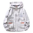 画像2: astronaut print windbreaker mountain parka jacket blouson  ユニセックス 男女兼用宇宙飛行士プリント ウインドブレーカー マウンティンパーカージャケットスタジアムジャンパー スタジャン ボンバー ジャケット ブルゾン (2)