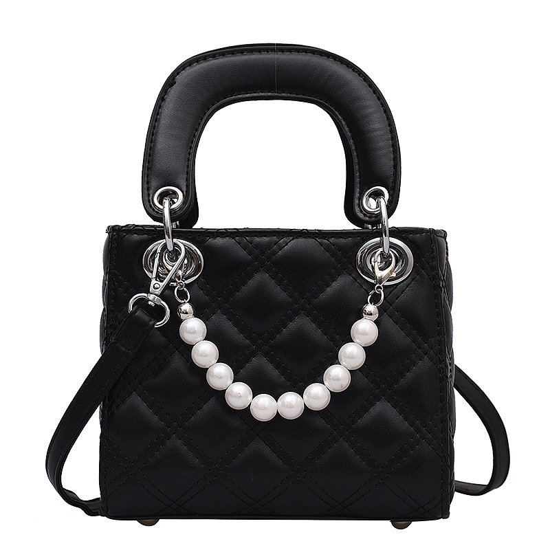 画像2: Pearl Chain quilted Crossbody  tote Shoulder  Bag  パールハンドルキルティングショルダートートクロスボディーバックハンドバッグ  (2)