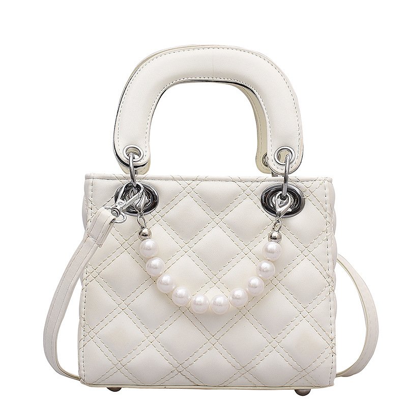 画像14: Pearl Chain quilted Crossbody  tote Shoulder  Bag  パールハンドルキルティングショルダートートクロスボディーバックハンドバッグ  (14)
