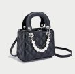 画像13: Pearl Chain quilted Crossbody  tote Shoulder  Bag 　パールハンドルキルティングショルダートートクロスボディーバックハンドバッグ  (13)