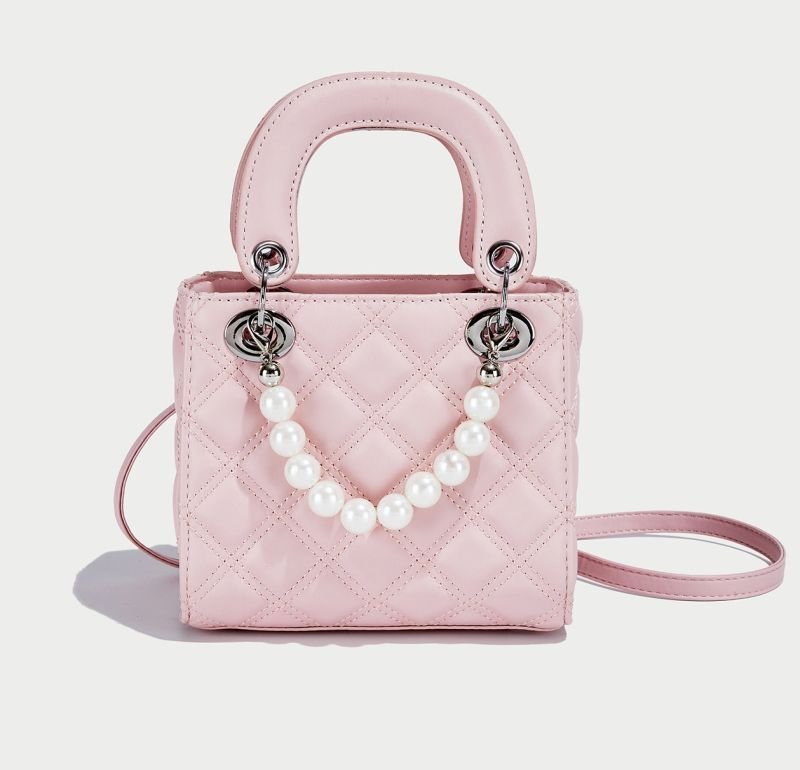 画像12: Pearl Chain quilted Crossbody  tote Shoulder  Bag  パールハンドルキルティングショルダートートクロスボディーバックハンドバッグ  (12)