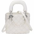 画像1: Pearl Chain quilted Crossbody  tote Shoulder  Bag 　パールハンドルキルティングショルダートートクロスボディーバックハンドバッグ  (1)