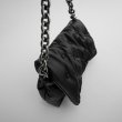 画像14: Woman’s  chain handle quilted down tote shoulder bag  チェーンハンドル キルティングダウントートショルダーバッグ (14)