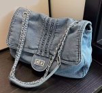 画像2: Woman’s  denim chain shoulder tote shoulder bag  チェーンショルダー デニムトートショルダーバッグ (2)