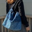 画像6: Woman’s denim & sequins quilting chain shoulder tote shoulder bag  　デニム＆スパンコールキルティングトートショルダーバッグ (6)