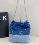 画像9: Woman’s denim & sequins quilting chain shoulder tote shoulder bag  　デニム＆スパンコールキルティングトートショルダーバッグ (9)