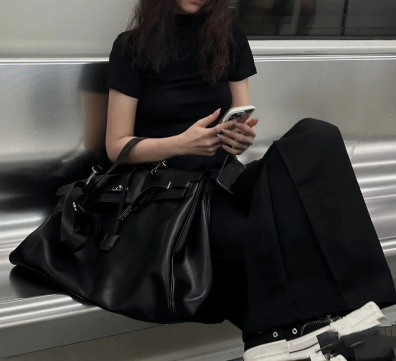 画像5: Large Capacity KL Bag 男女兼用ラージレザーBKショルダークロスボディバッグトートバッグ通学　通勤 (5)