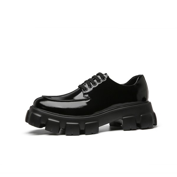 画像1: Men's lace up shoes in black patent leather with chunky platform sole loafers  パテント 本革レザー レースアップシューズ プラットフォーム チャンキーソール ローファー　 (1)