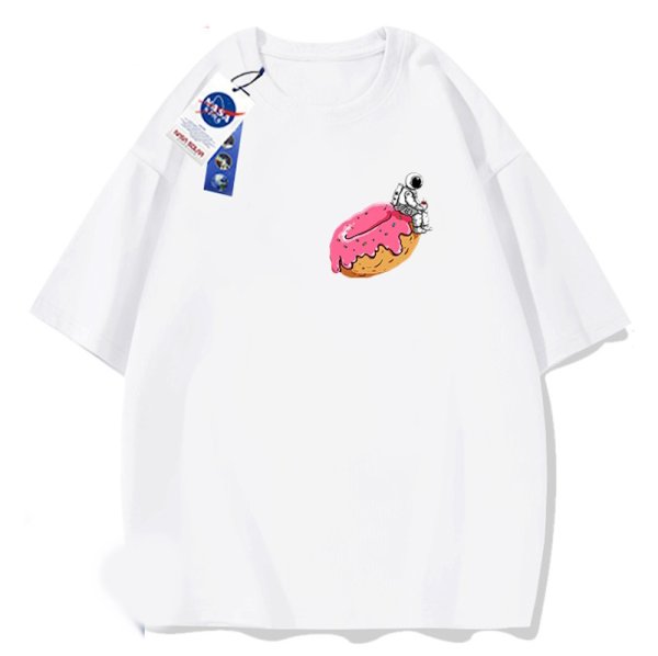 画像1: nasa x astronaut x donut round neck short sleeve T-shirt　 ユニセックス男女兼用ナサ×宇宙飛行士×ドーナツ プリント半袖 Tシャツ (1)