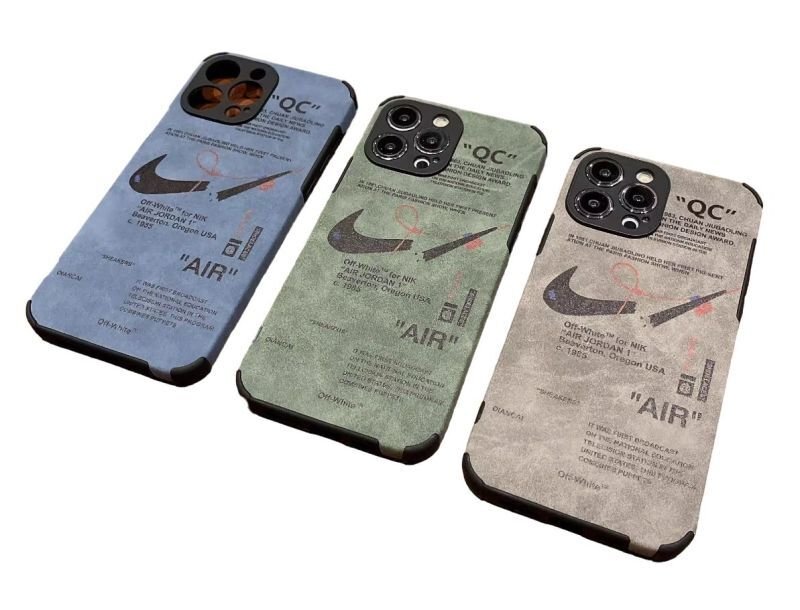 画像1: New 24SS Broken swoosh PU Leather iPhone Case Fit for 15,15 Pro,15 Pro Max,14,14 Pro,14 Pro Max,13,13 Pro,13 Pro Max,12,12 Pro,12 Pro Max,11 アイフォンケース11-15まで 幅広いラインアップ ブロークンスウォッシュ　PU　レザー　携帯カバー  (1)