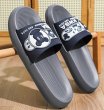 画像4:  Unisex Bearbrick & Dollar Sandals  Slippers  ユニセックス 男女兼用 ベアブリック×ドル ダラーサンダル シャワーサンダル ビーチサンダル スライド　 (4)