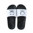 画像9:  Unisex Smile x kaws Sandals  Slippers  ユニセックス 男女兼用スマイル×カウズサンダル シャワーサンダル ビーチサンダル フリップフロップ　 (9)