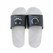 画像7:  Unisex Smile x kaws Sandals  Slippers  ユニセックス 男女兼用スマイル×カウズサンダル シャワーサンダル ビーチサンダル フリップフロップ　 (7)