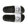 画像1:  Unisex Smile x kaws Sandals  Slippers  ユニセックス 男女兼用スマイル×カウズサンダル シャワーサンダル ビーチサンダル フリップフロップ　 (1)