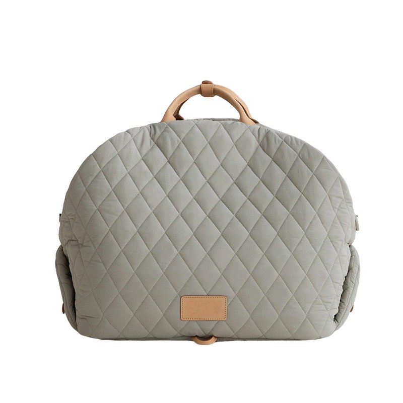 画像5: Celebrity Luxury Quilting Design Pet Dog Carrier Bag Bed 犬猫動物など  キャリーバッグ　ベッド　ドッグ ペットキャリー 犬用　猫用　移動用　お出掛け　お散歩 (5)