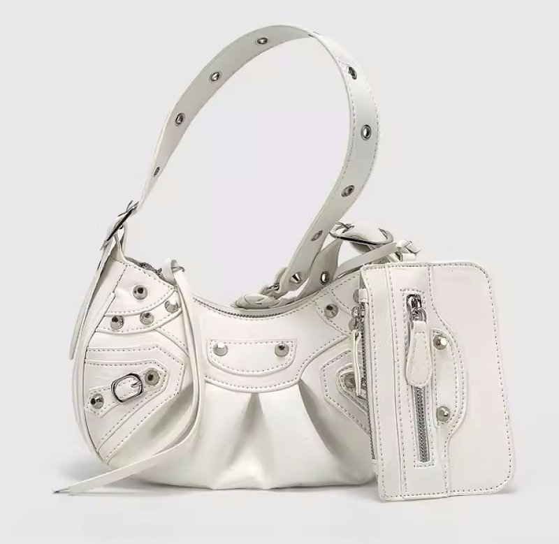 画像16: SALE セール crossbody shoulder under arm motorcycle dumpling bag Handbag 　クロスボディショルダーアンダーアームモーターサイクルダンプリングバッグ (16)