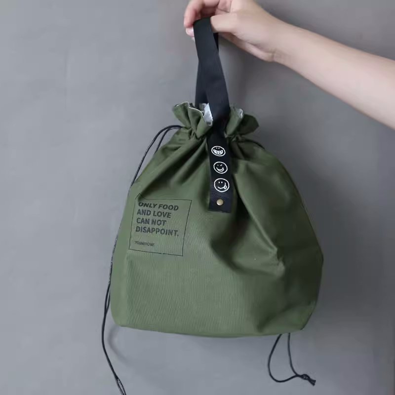 画像4: Unisex Drawstring Tin Foil Insulated Cold Portable Lunch Box 　ユニセックス　男女兼用 スマイルコールドポータブルランチボックストートバッグ (4)