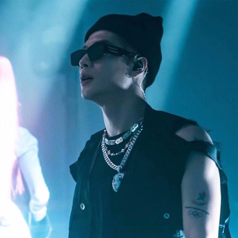 画像2: Maison Emerald ME VEERT Smile Flower CORAL NECKLACE メゾンエメラルド スマイル フラワー コーラル ネックレス (2)