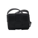 画像9: Unisex Mesh Woven Leather Mini Crossbody Bag 　ユニセックス　男女兼用　メッシュ編み込みレザーミニクロスボディーバッグ (9)