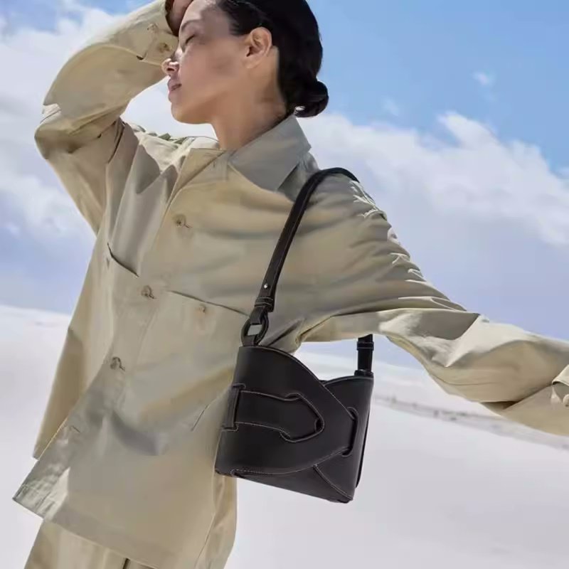 画像17: Unisex Geometric One Shoulder Tote Shoulder Crossbody Bag ユニセックス 男女兼用 幾何学的編み込みワンショルダートートショルダークロスボディバッグ (17)