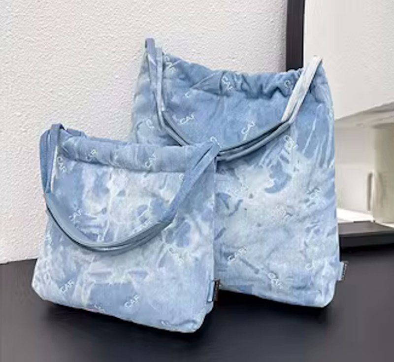 画像12: Logo Embroidery Soft Square Drawstring Tote Shoulder Crossbody Bag　 ロゴ刺繍ダウン 巾着バケットトートショルダークロスボディバッグ　 (12)
