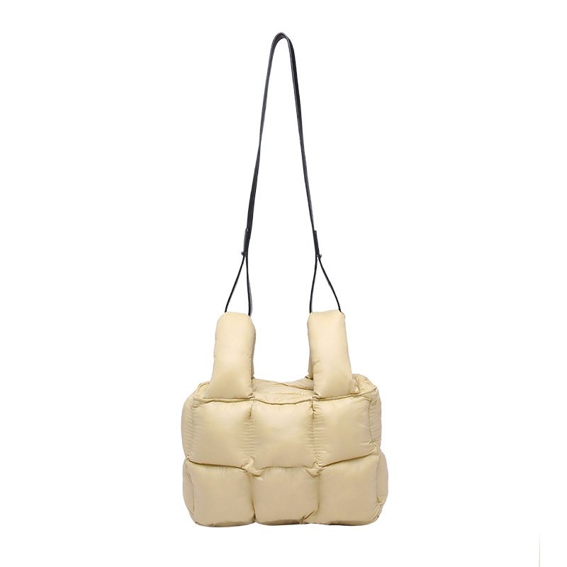 画像6: Soft Down Quilted Shoulder Crossbody Tote Bag ソフト ダウン キルティング ショルダークロスボディトート バッグ (6)