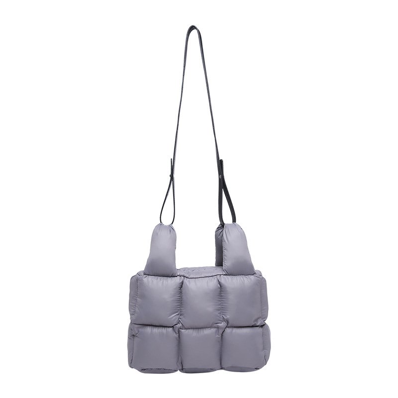 画像4: Soft Down Quilted Shoulder Crossbody Tote Bag ソフト ダウン キルティング ショルダークロスボディトート バッグ (4)