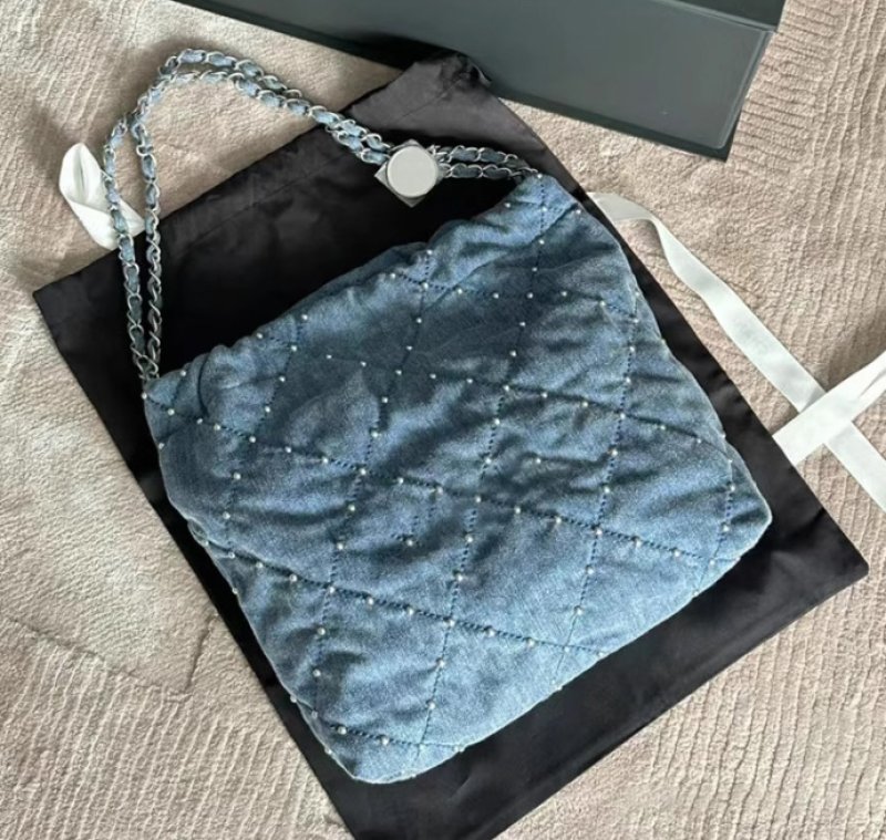 画像5: Fragrance Quilted Stud Denim Tote Shoulder Crossbody Bag フレグランスキルティングスタッズデニムトートショルダークロスボディーバッグ (5)