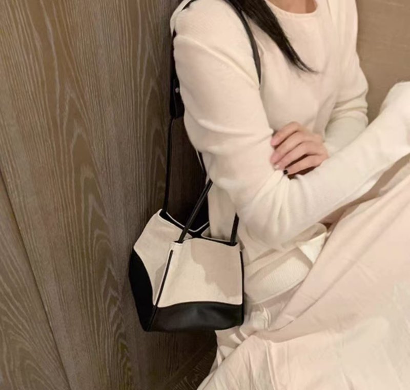 画像5: Canvas bucket bag with contrasting colour trim キャンバスステッチ縁取り バケットトートショルダーバッグ (5)