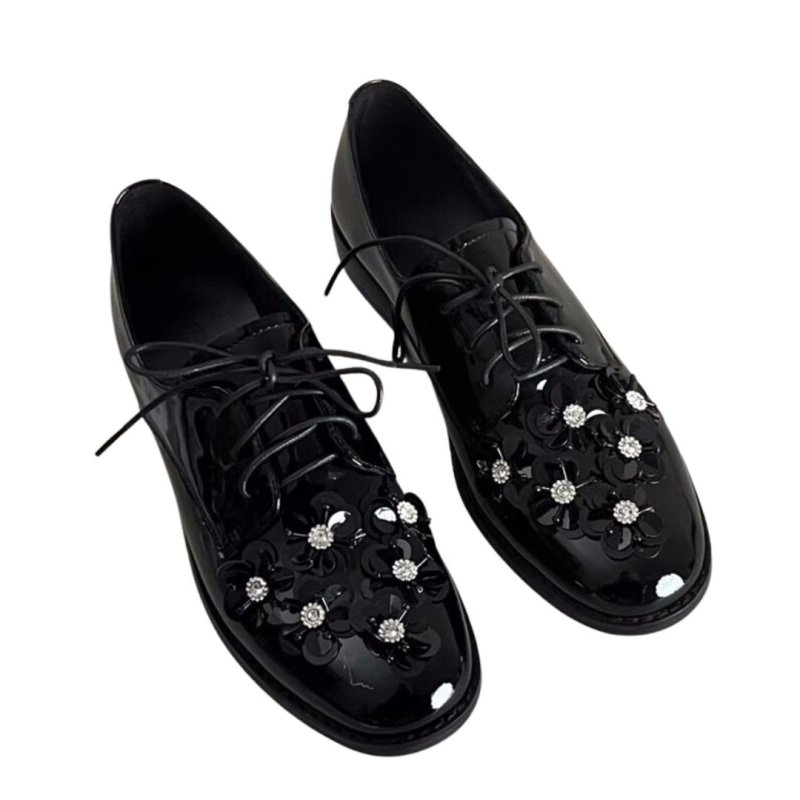 画像4: Women's Lace-up patent leather slip-on pumps with small flowers flat  loafer shoes  スモールフラワー付き レースアップエナメルスリッポンパンプスフラットローファーシューズ (4)