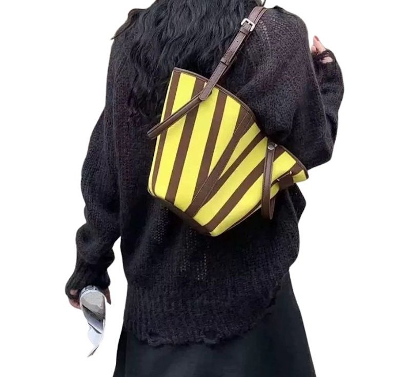 画像4: Unisex Striped basket tote shoulder bag ストライプボーダーバケットトートショルダーバッグ (4)