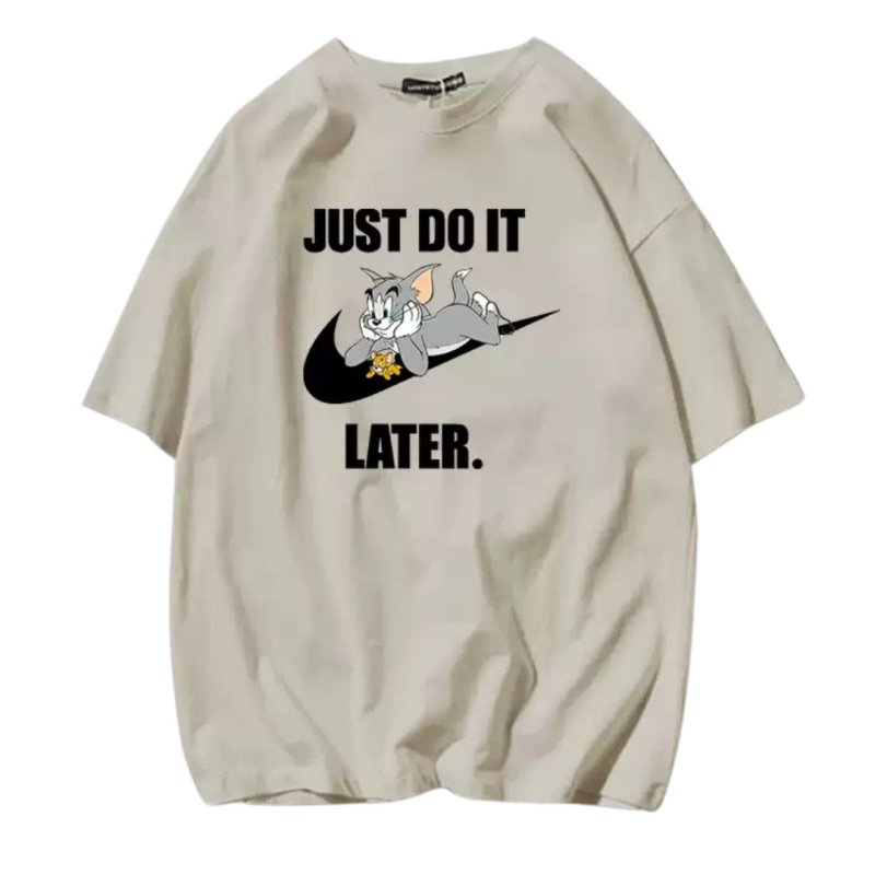 画像1: Unisex Tom and Jerry Big JUST DO IT LATER logo Print T-shirt ユニセックス 男女兼用 ペア トムとジェリー トム＆ジェリープリント 半袖 Tシャツ (1)