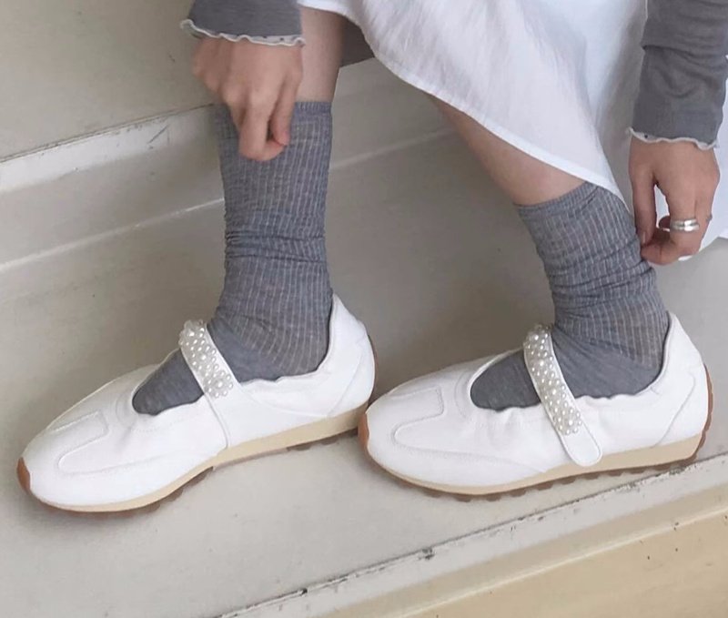 画像12: Women's Leather pearl velcro ballerina style sneakers　 レザーパールベルクロバレリーナシューズスタイルスニーカーシューズ (12)