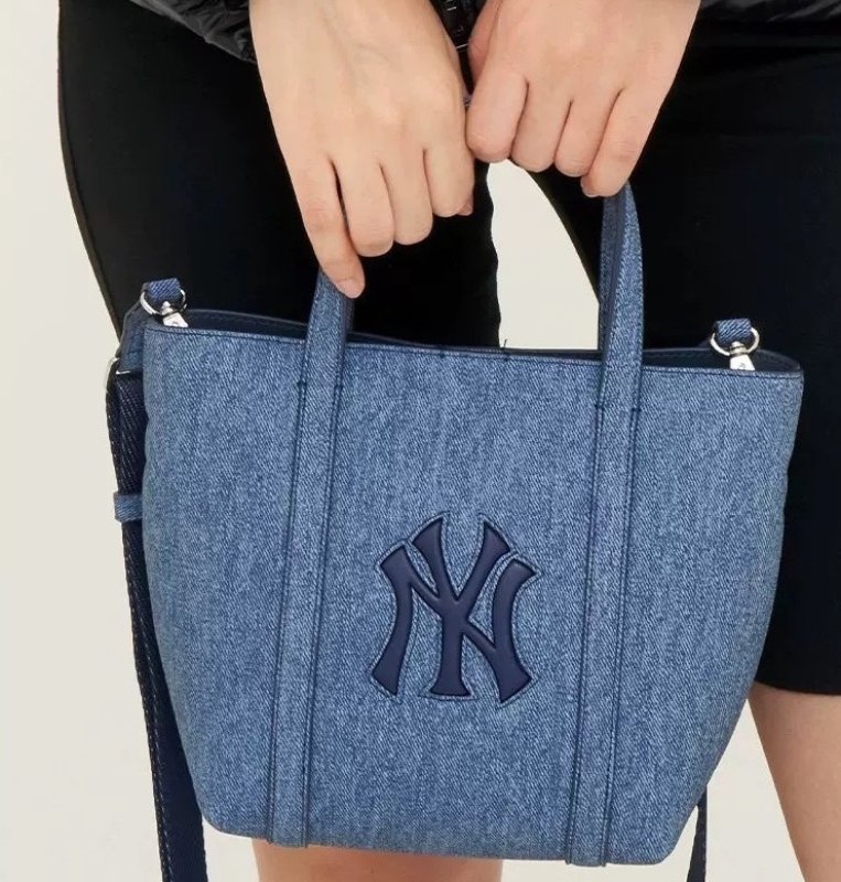 画像8: MLB NY New York Yankees Tote shoulder crossbody bag　　MLB NY　ニューヨークヤンキーストートショルダーアンダーアームバッグ (8)