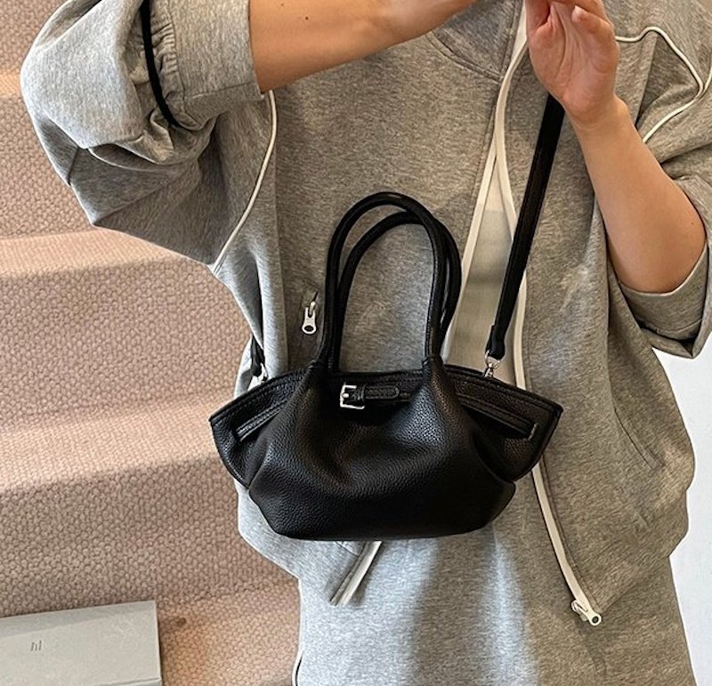 画像9: Fan-shaped leather belt underarm tote shoulder crossbody bag 扇型レザーベルトアンダーアームトートショルダークロスボディバッグ (9)