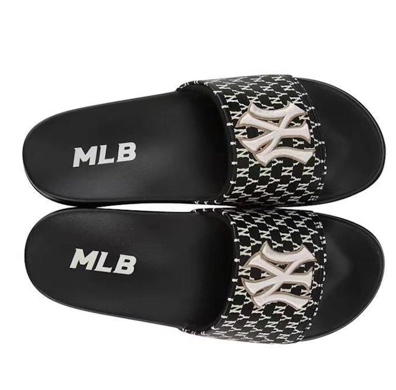 画像4: Unisex MLB NY monogram logo sandals slippers  ユニセックス 男女兼用 MLB NY エムエルビー ニューヨークヤンキース フリップ フロップサンダル シャワーサンダル ビーチサンダル　 (4)