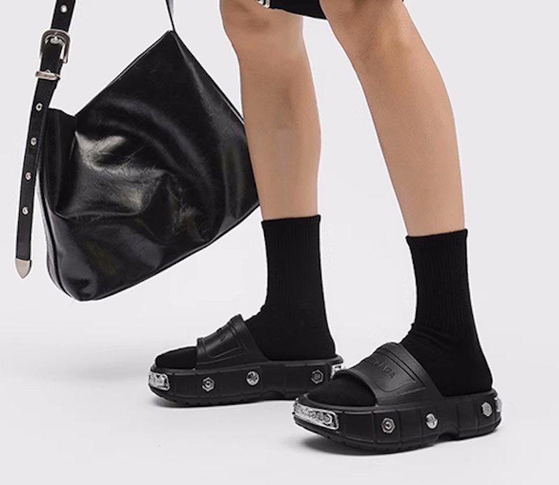 画像6: Unisex Thick sole rivet hole sandal shoes  プラットフォーム厚底金具t付きリベットホールサンダルシューズ 男女兼用サイズ (6)