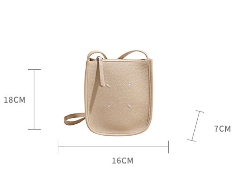 画像5: Leather Small Crossbody Pochette Shoulder Saddle Bag　　レザースモールクロスボディーポシェットショルダーサドルバッグ (5)