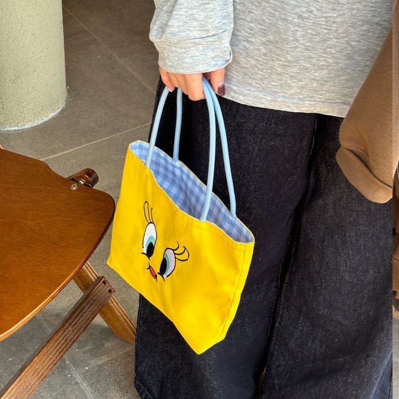 画像3: Unisex Looney Tunes Tweety Check Lining Canvas Small Tote Bag 　ユニセックス男女兼用ルーニー・テューンズ トゥイーティー裏地チェックキャンバススモールトートバッグ (3)