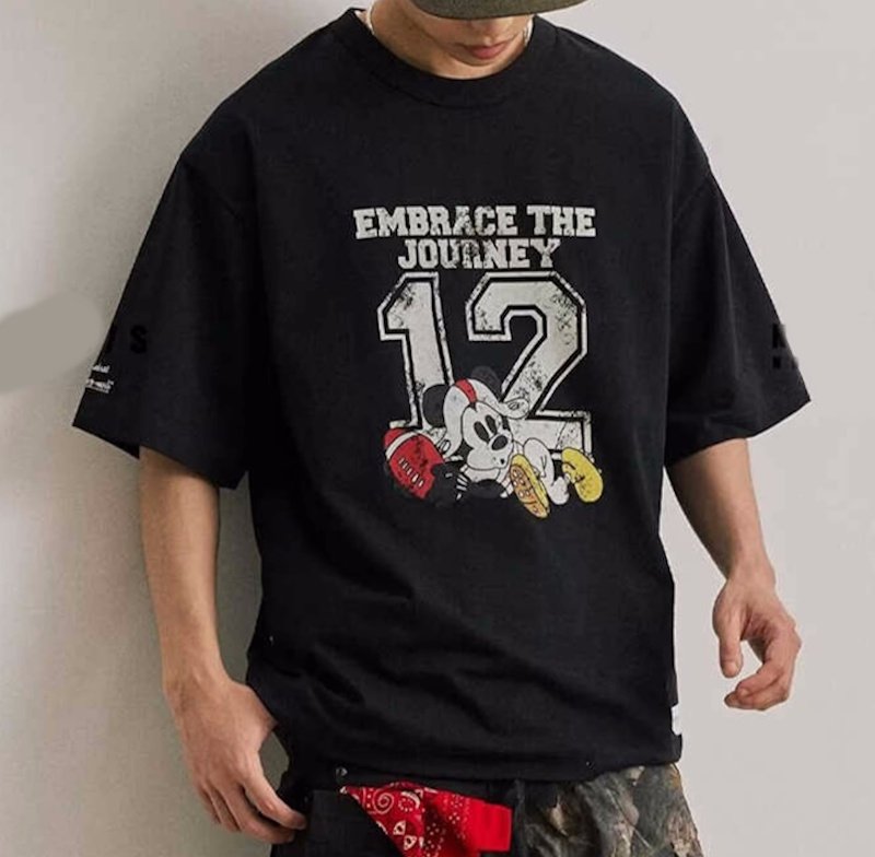 画像4: unisex Vintage Style Number 12 & Mickey Mouse Print T-shirt   　ミッキーマウス&NO12プリント ビンテージスタイル 半袖ラウンドネック Tシャツ ユニセックス 男女兼用 　  (4)