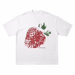 画像2: Unisex Big Strawberry Print Print T-Shirt 　ビッグストロベリー苺 プリント 半袖ラウンドネック Tシャツ ユニセックス 男女兼用  (2)